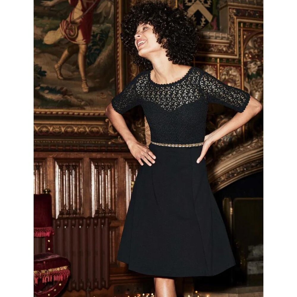 Boden Lisa Ponte & Lace Dress black fit & flare vee back 6 petite party formal
